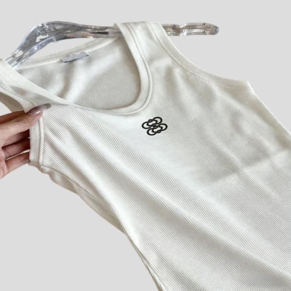 Womens Tank Top Summer Slim Sleeveless Camis Croptop Outwear Elastic Sports Knitted Tanks 011 dh1032