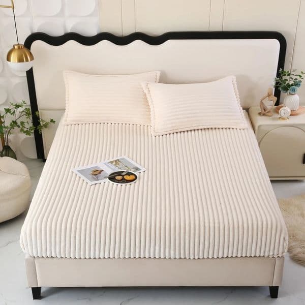 1Pc Faux Fur Velvet Fitted Sheet Soft Plush Bedcover Mattress Cover With All-around Elastic Rubber Band Bed Sheet Warm Bedsheets 260402