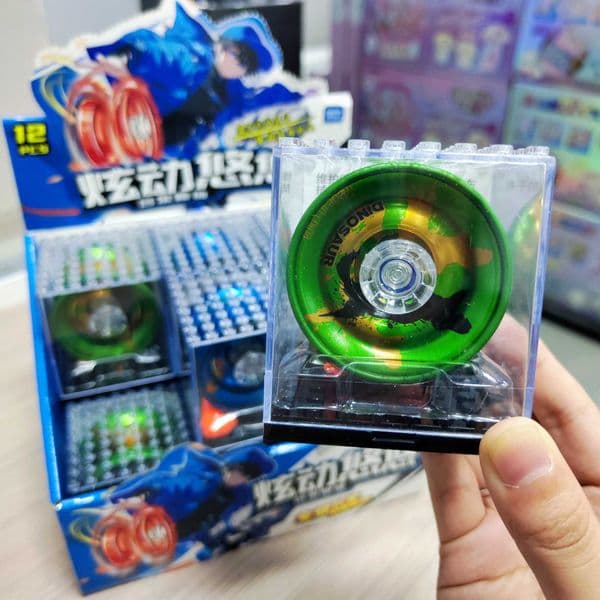 Alloy-coated dazzling yo-yo educational toy for boys sold at night markets and park stalls S260406