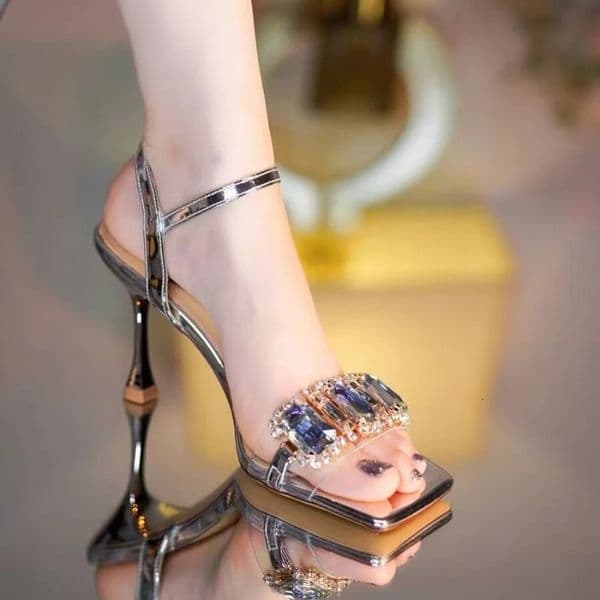 Womens Sexy Open-Toe Gold Sandals Casual Party and Banquet High Heels Classic Crystal-Embellished Pointed-Toe Wedding Shoes 260407