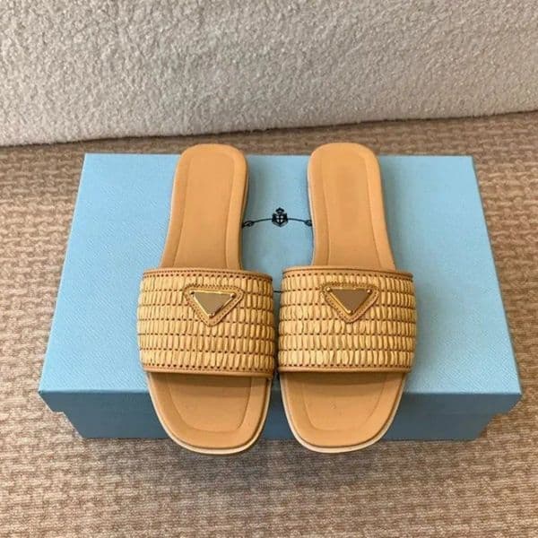 Designer Sandals Women Slides Weaving slippers Rubber Ladies Flat Beach Summer Fall Mules Outdoor Waterproof Flat sandals