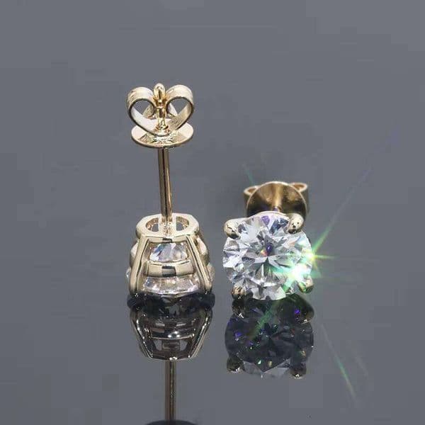 1 Ct X Total 2 Carats Classic Four Claws Stud 18 k White / Yellow Gold Moissanite Dia Earrings