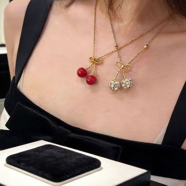 cc necklace Designer Jewelry vintage fortune-bringing gourd necklace with persimmon root and cloud patterns simple and adjustable for women channels necklace WHQU