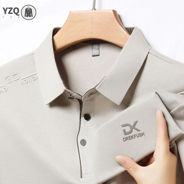 Mens Business Casual Short Sleeve Polo Shirt Solid Color with Badge Fashionable Breathable Comfortable Versatile Business Top 260408