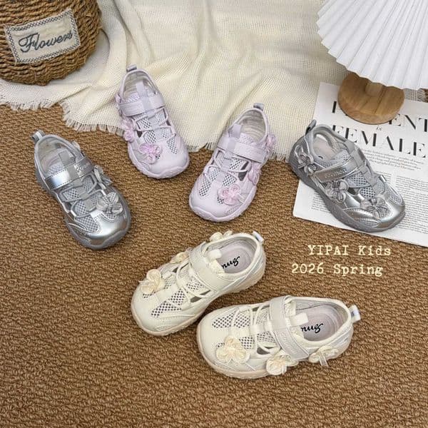 Girls Shoes 2026 Spring New Korean Style Fashionable Childrens Sneakers Breathable Non-Slip Mesh Casual Shoes Q260408