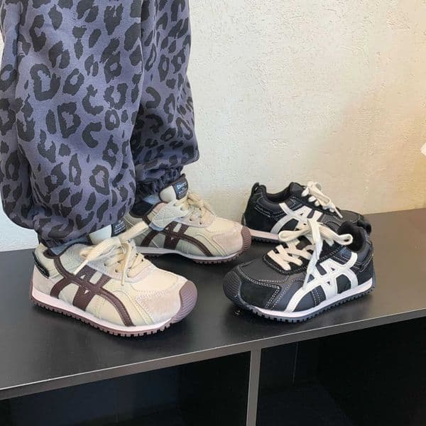 Childrens Sports Shoes 2025 Autumn New Model Boys Low-Top Non-Slip Forrest Gump Shoes Girls Fashionable Versatile Student Running Shoes Q260408