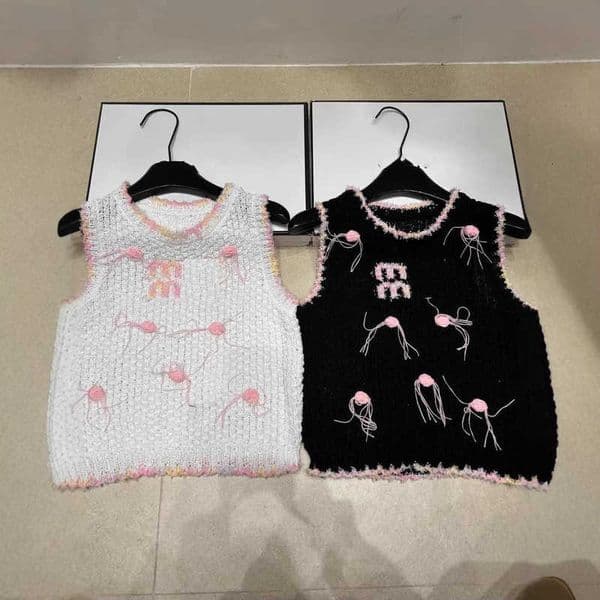 Women's Tanks & Camis designer Spring Summer New Knitted Letter Print Sleeveless Round Neck Pullover Vest Slim Fit Versatile Top MHEK