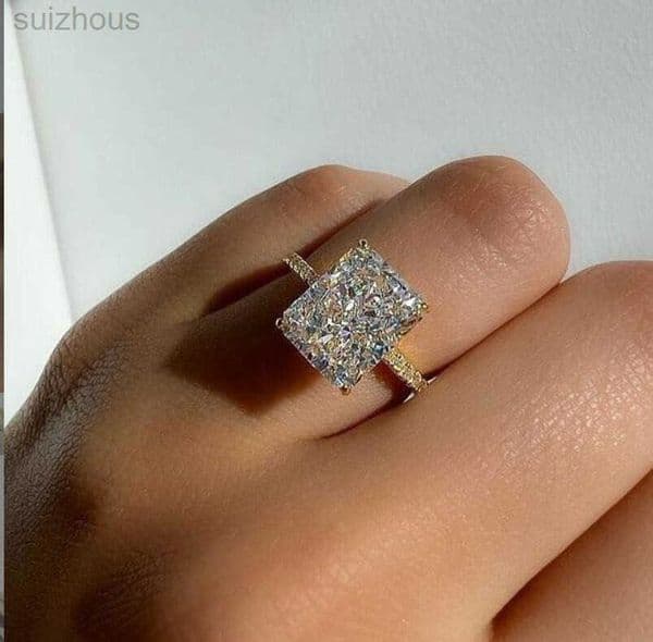 Rings Choucong Brand Wedding Luxury Jewelry Real 100 925 Sterling Silver Ice Flower Cut White Moissanite Diamond Gemstones Party Eternity Women Bridal Ring Gift