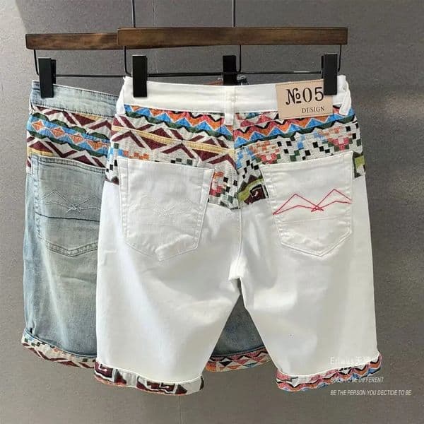 Summer Denim Shorts Mens Stitching Embroidery Ripped Kneelength White 2024 Korean Fashion High Quality Jeans 260326