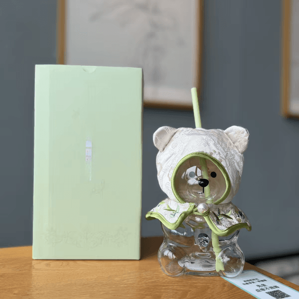 2026 New Bear Spring Green Cup Same Pineapple Bear Shaped Straw Large Capacity Glass Cup Coffee Cup Women's Cute Milk Cup