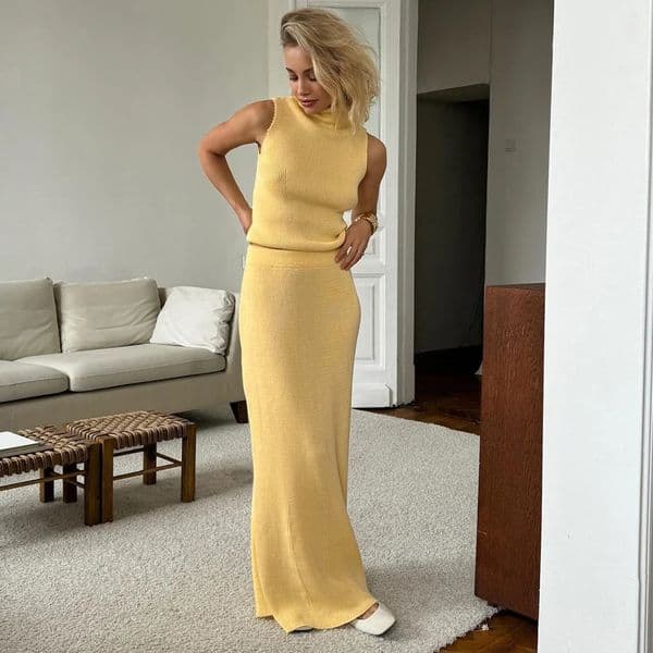Tuularose Elegant Long Skirt Two-piece Set Womens Sleeveless Knitted Turtleneck Vest Slim Skirt Set Fashion Skirt Set 260408