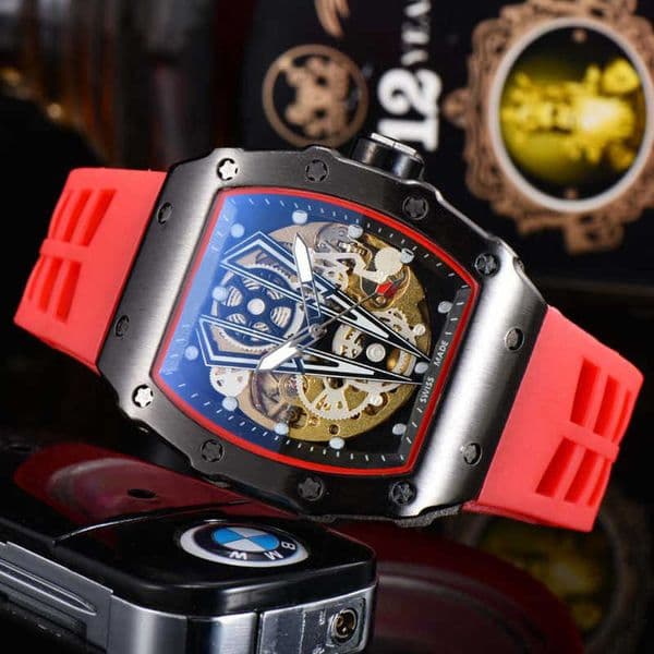 Luxury watches, high-quality watches Hollow Pattern Mens Automatic Mechanical Watch7TTA
