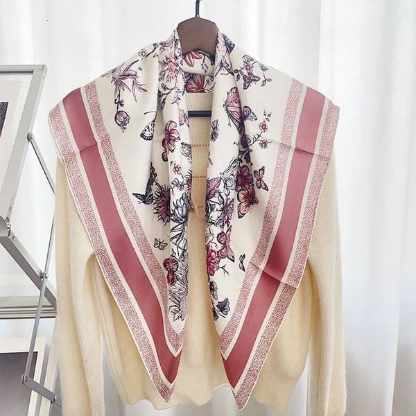 Large Square 100 Silk Head Scarves Hijab for Hair Wrapping 35x35 Womens Floral Silk Scarves Neckercheif Female Gifts 260409BJ