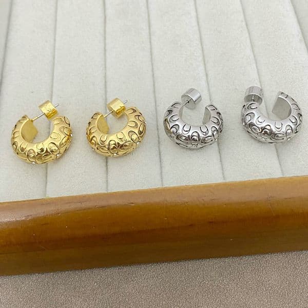High Quality Designer Real 14K Gold Silver Plated CZ Stud Carriage Huggie Earrings Gift Brand Coa COE0003