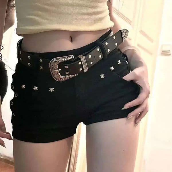 Black Sexy Low Waist Y2K Jean Shorts Woman Punk Gothic Denim Super Female Korean Fashion Slin Fit Short Pants 260409BJ