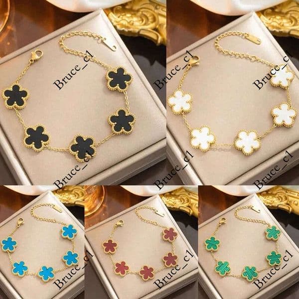 Designer 18K Gold Plated Classic Fashion Charm Bracelet Four-leaf Clover Designers Jewelry Elegant Mother-of-Pearl Bracelets For Women and Men Top High Quality 2026