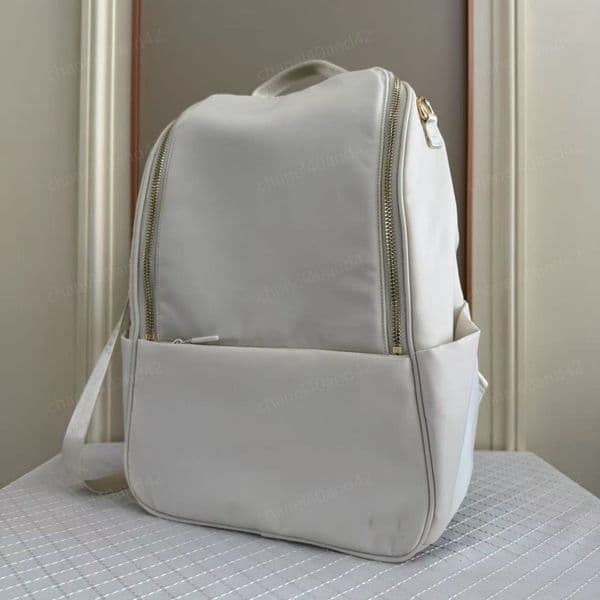 Yoga men's and women's waterproof City Essentials small Backpack 10L capacity schoolbag computer bag Keychains need to be purchased separately
