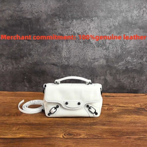 Designer crossbody bag Le City Nano flip bag handbag luxury womens leather shoulder bag classic black mini tote bag willow nail handbag