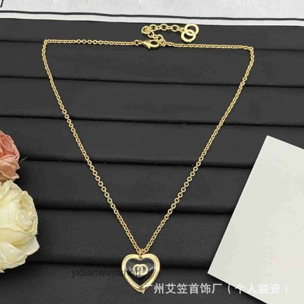 cc necklace designer jewelry Spring/Summer Black and Gold Enamel Dice Heart Double C Necklace for Women Series channels necklace