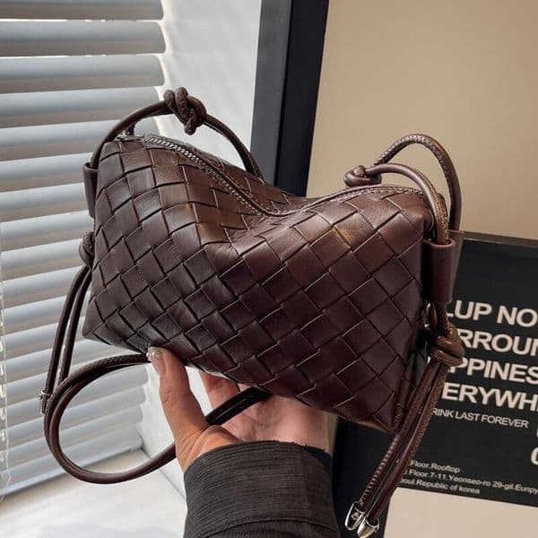 Summer Niche Woven For Women New Trend Versatile Crossbody Soft Surface Quilted Shoulder Underarm Bag
