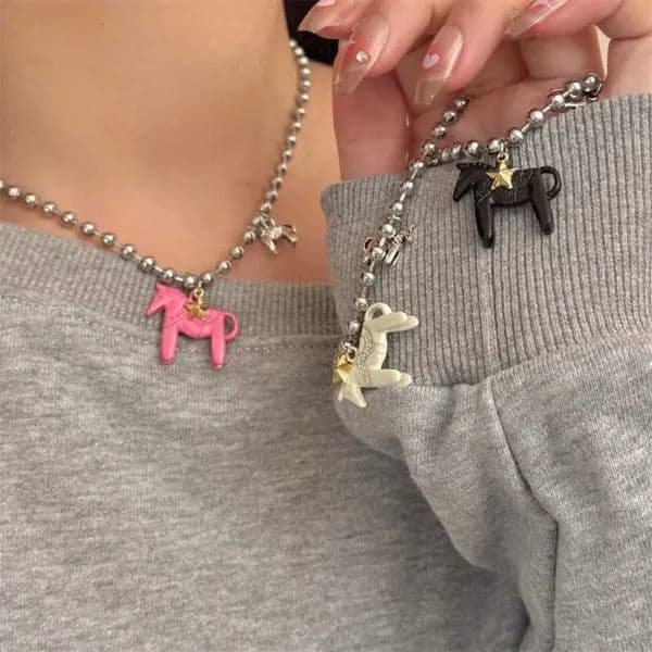 Designer Funny Silver White Pink Color Enamel Colt art Horse Pendant Necklace For Women Copper Beads Chain Chokers Fashion Jewelry Free Shipping 9