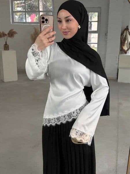 Satin Lace Patchwork Tops Elegant Women O-neck Loose Long Slves Lace Up Chic Sexy Shirt 2026 New Female Spring Autumn T-shirt T260410