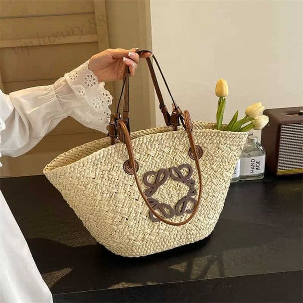Beach Bag Designer Bag Straw Vegetable Basket Luxury Bag Summer Tote Shoulder Bag Vacation Travel Fashion Classic Womens Handbag Large Capacity Shopping Bag