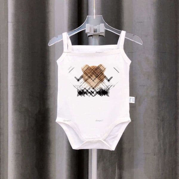 Fashion newborn jumpsuits Small animal prints toddler romper designer Baby clothing Suspender design infant bodysuit A131X04N336