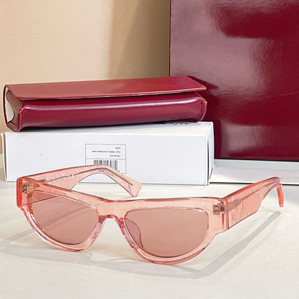 1834S Womens designer cat eye sunglasses fashionable dopamine color acetate frame cat eye glasses womans summer light colored decorative vacation sunglasses