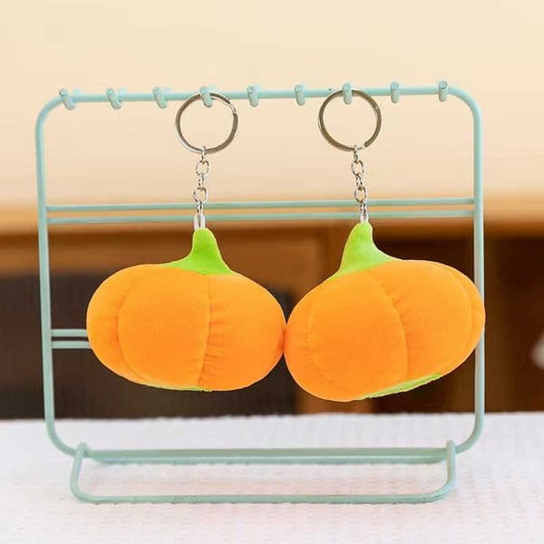 Creative Capybara Keychain Pendant Cute Cartoon Car Keychain Bag Decoration Small Plush Toy S260506