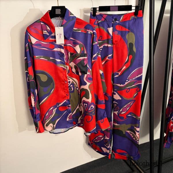 A new printed luxury designer women's shirt set Casual suit with irregular print long-sleeve shirt + high-waisted trousers