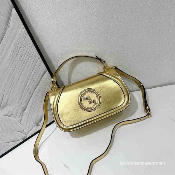 25 New Bucket Camera Versatile Boston Bag One Shoulder Handheld handbags 2026 bagdesigner_SXOS