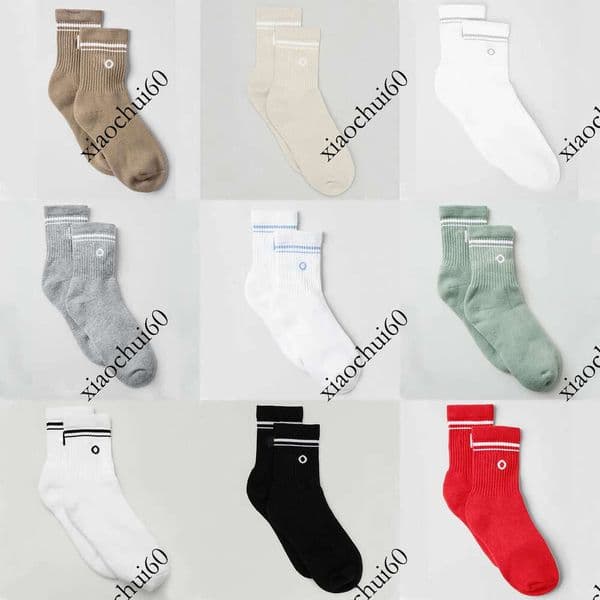 Designer Women's Knitted Letter Cotton Breathable Mens Comfortable Stripes Ankle Socks Four Seasons 99999