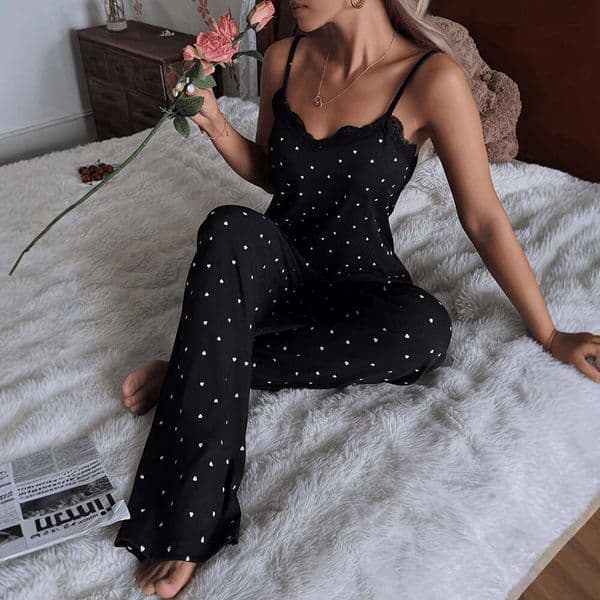 Women's Knitted Heart Print Lace Neckline Camisole And Pants Sexy Loungewear Set