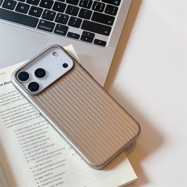 NEW! Luxury Stripes Metallic Paint Armor Case For iPhone 17 Air 16 15 14 13 Pro Max Shockproof Camera Protective Slim Matte PC Funda Free shipping cost
