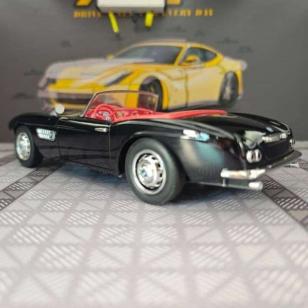 1:24 simulation BMW 507 Retro Vintage Alloy Model Steering Shock Absorber Car Ornament Door Can Open 26W0413