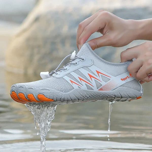 Mens Arrival Water Shoes Aqua Shoes Quick Dry Anti-Slip Five-Finger Wear-Resistant High-Quality Sneakers Size 35-46 260410BJ