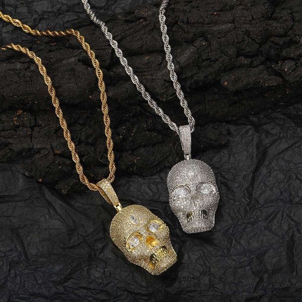 Jewelry Hip Hop Silver Inlaid with Moissanite Unique Halloween Devil Skull Pendant Necklace