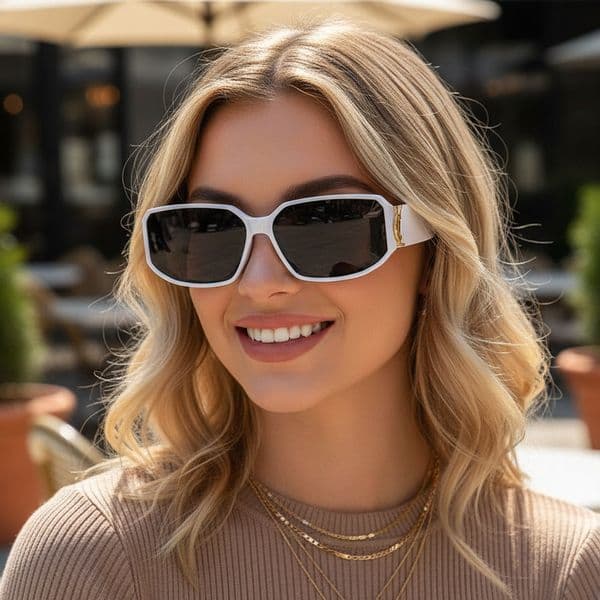 fashion new Korean-style square sunglasses, popular on Xiaohongshu, street style, unique trendy brand eyewear