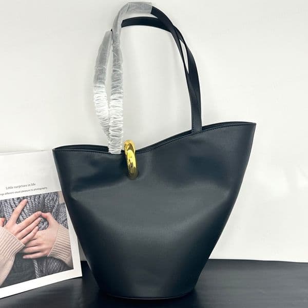 Top Quality The Medium Bambola Bucket Bag Luxury Designer Genuine Leather Golden Hardware Shoulder Bag Zipper Pocket Handbag Women Casual Shopping Tote Bag