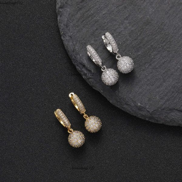 Classic round pendant earrings made of Silver Luxury Jewelry Hip Hop style trendy for men and women small ball stud earrings
