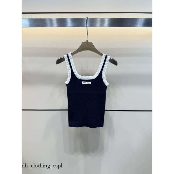 Vest T Shirt For Women Designer Sexy miu Summer Slveless Tank Top T Shirts Brand Knits Girls MM T-Shirts Cropped Tanks 05b Z260512