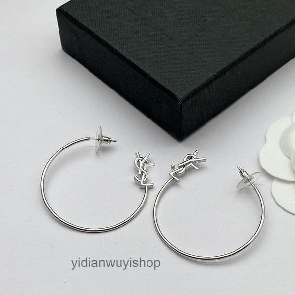 Designer Letter Glossy Stud Earrings Fashionable Light Luxury Womens Jewelry 925 yslly earrings 2YB0