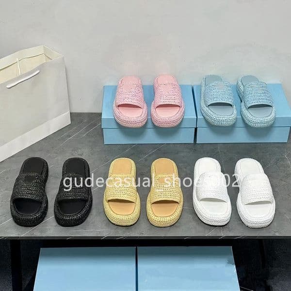 Designer Shoes Slippers luxury Designer Casual shoe sandals women men triangle Sliders fashion sandal Raffias Straw weave platform shoes Slide beach pool flat