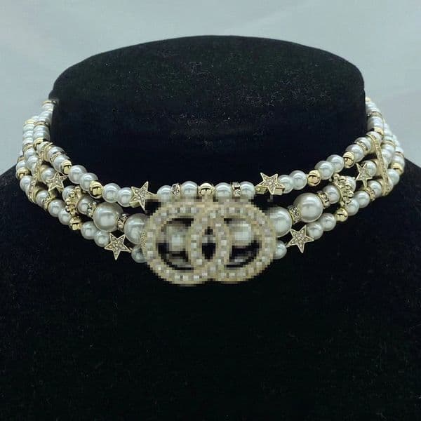 2026 New Version C Necklace Diamond Pearl Flat Snake Chain Stainless Charm Pendant Necklace Jewelry Valentine Gift High End 153 067B Designer