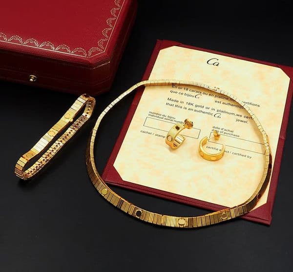 Necklace designer necklace luxury necklace diamonds designer circle jewelry women 12A metal letter charm necklace Extra long style gift Multiple colors very nice