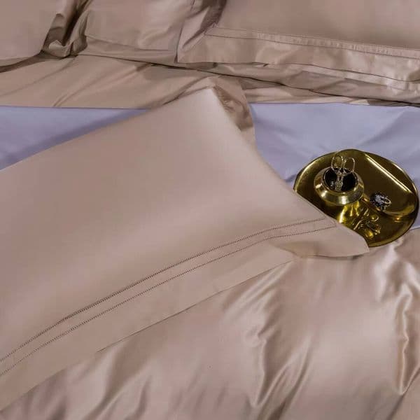 100% Cotton Bedding Set with High-Quality Embroidered Letter Design: Flat Sheet and Duvet Cover