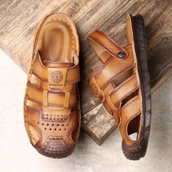 Breathable Mens Sandals Classic Leather Hollow Out Shoes Stylish Outdoor Summer Hiking Casual Nonslip Male Beach Sneakers 260407