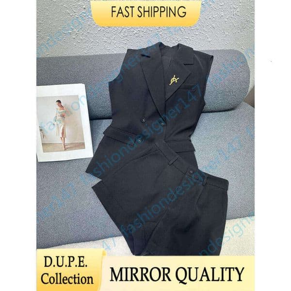 Womens Designer Clothes Sleeveless Blazer Vest and High Waist Shorts Two With Luxury Brand Metal logo Elegant Office Business Suit Casual Summer designer clothes