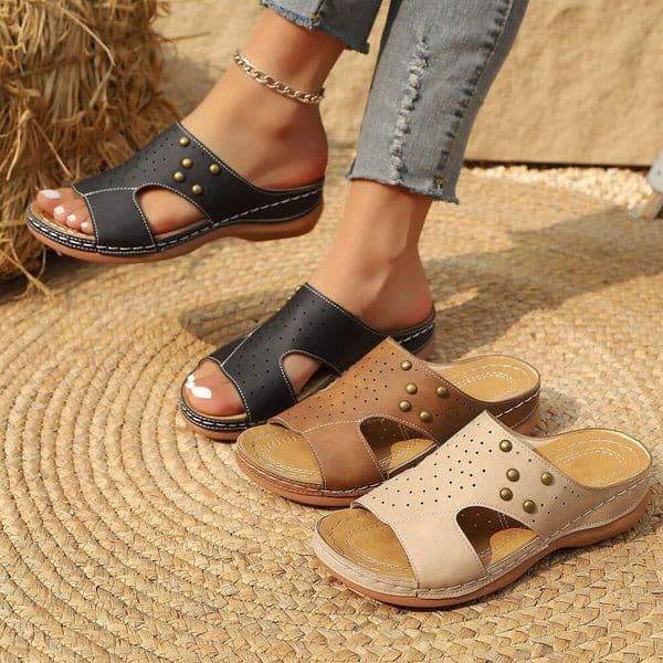 Summer New Thick-Soled Foreign designer sandals slippers Trade Sandals for Women 2025 Breathable European and American Hollow Cross-Border Beach Flip-Flops wish